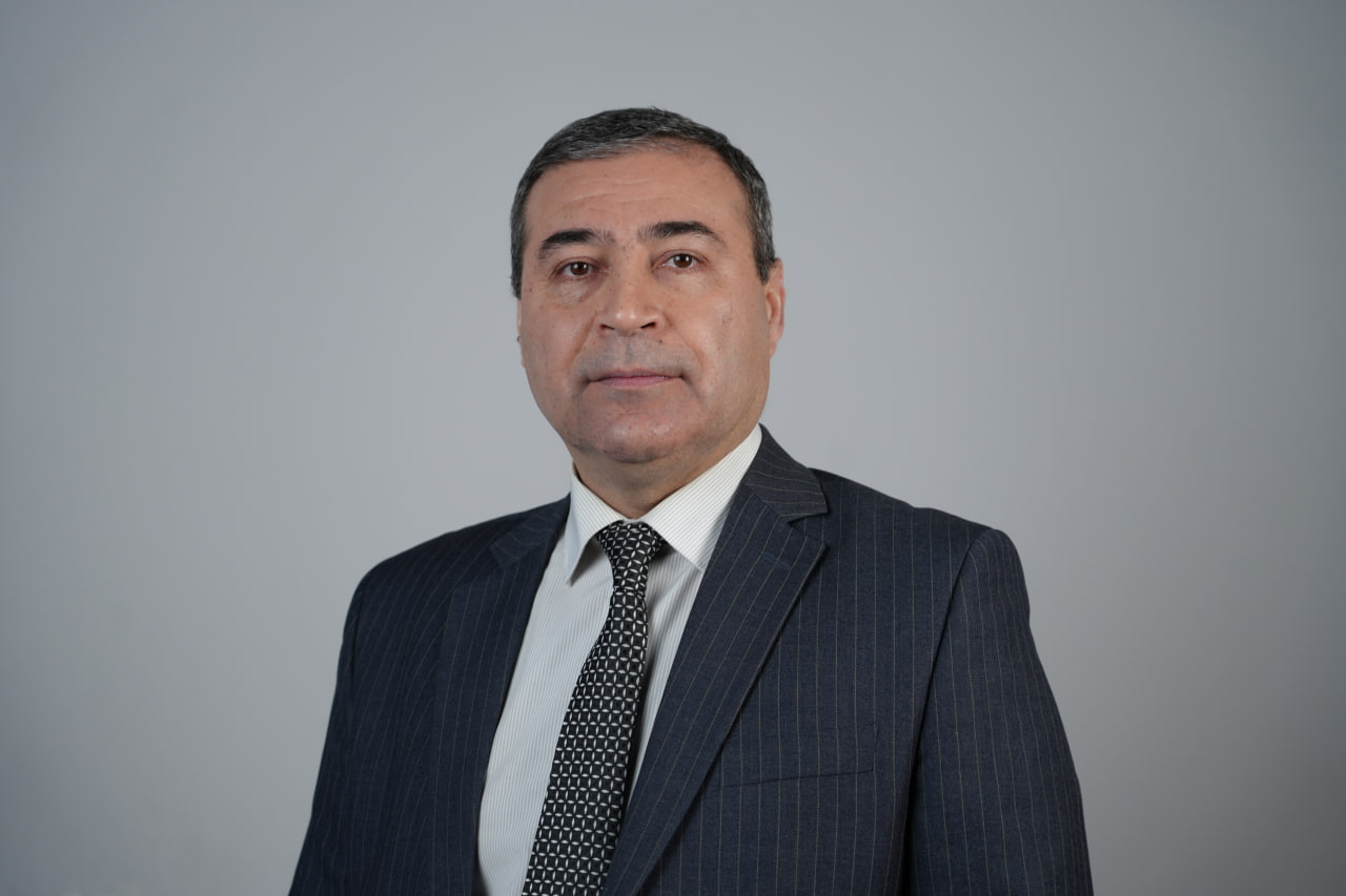 Dotsent. Ruzimbayev Sarvar Saparbayevich
